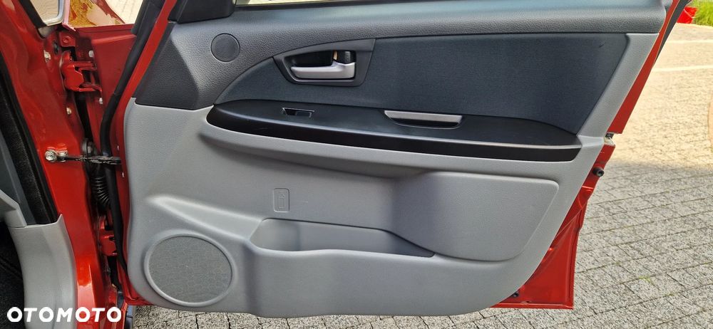 Suzuki SX4 1.6 VVT 4x2 Comfort - 11