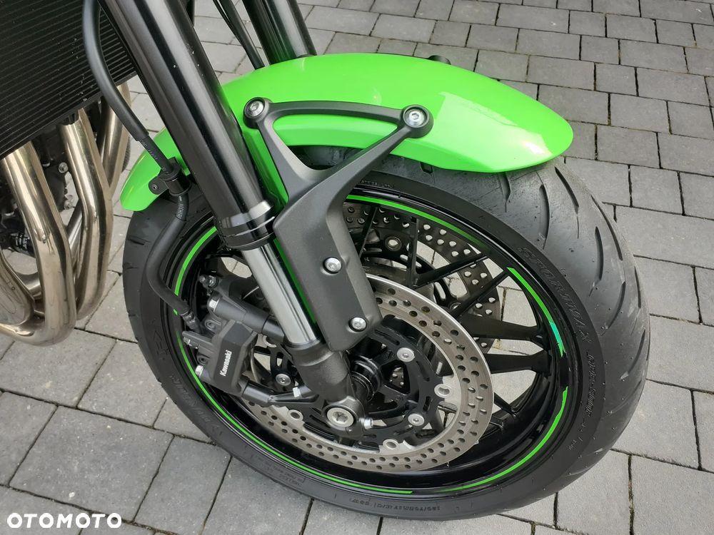 Kawasaki Z 900 RS - 17