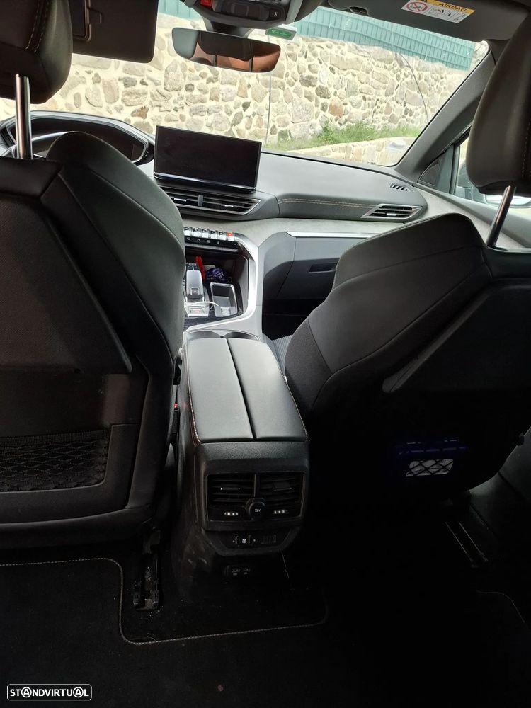 Peugeot 5008 1.5 BlueHDi GT EAT8 - 6