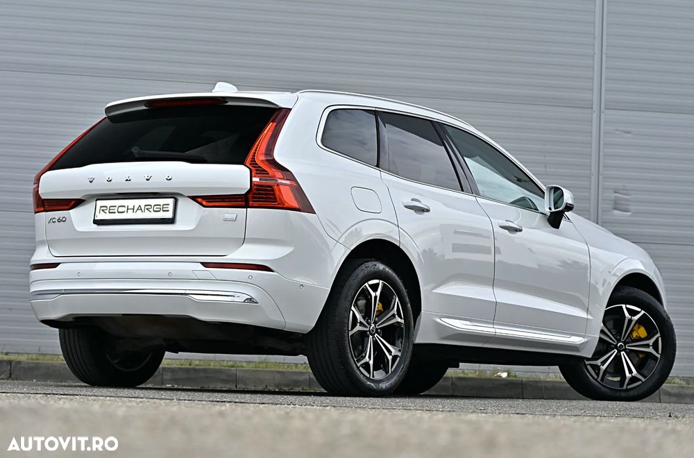 Volvo XC 60 T6 AWD Recharge Geartronic Inscription Expression - 16