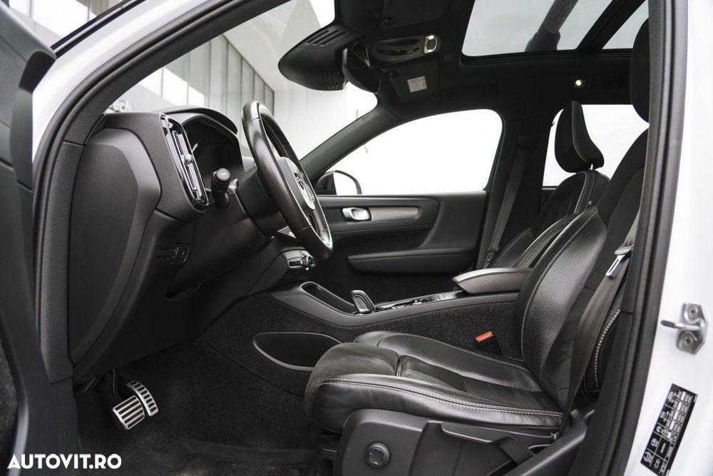 Volvo XC 40 D4 AWD R-Design - 17