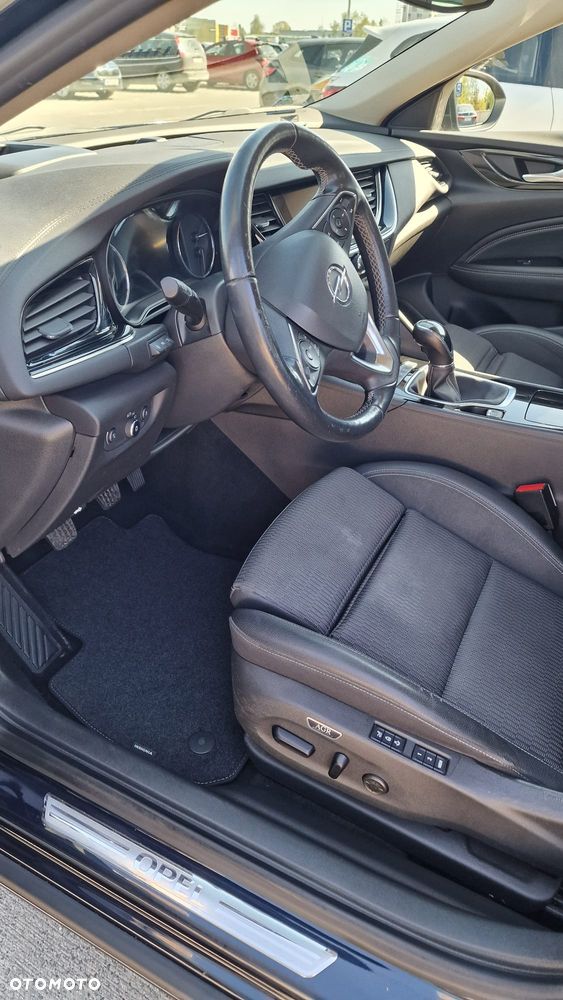 Opel Insignia 2.0 CDTI 4x4 Elite S&S - 9