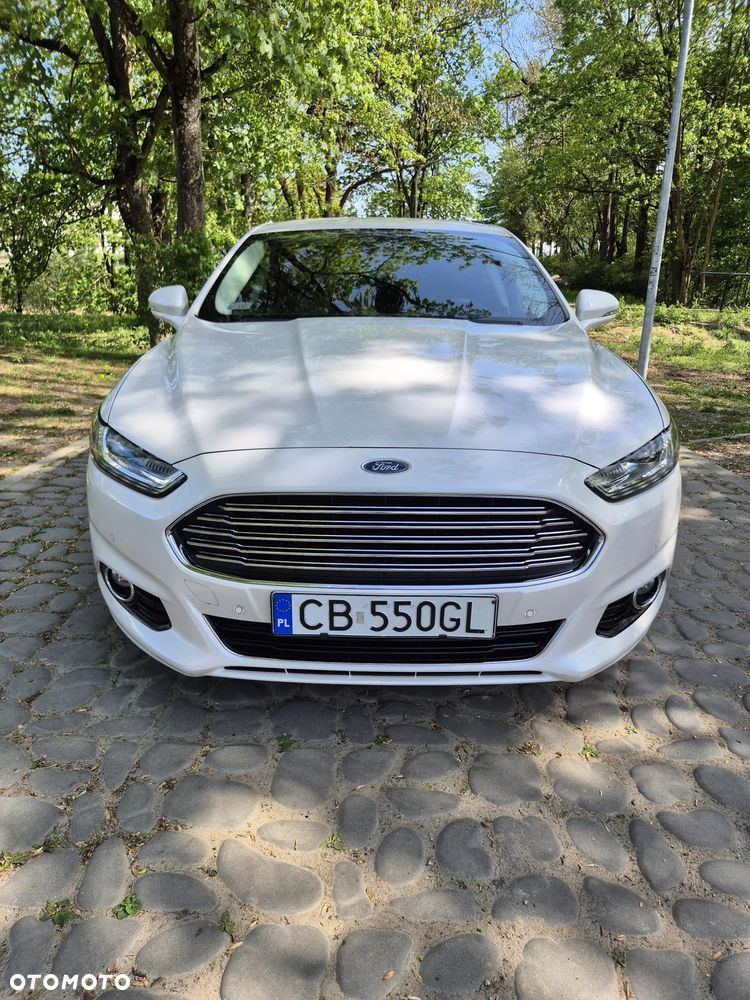 Ford Mondeo 2.0 Hybrid Titanium - 3