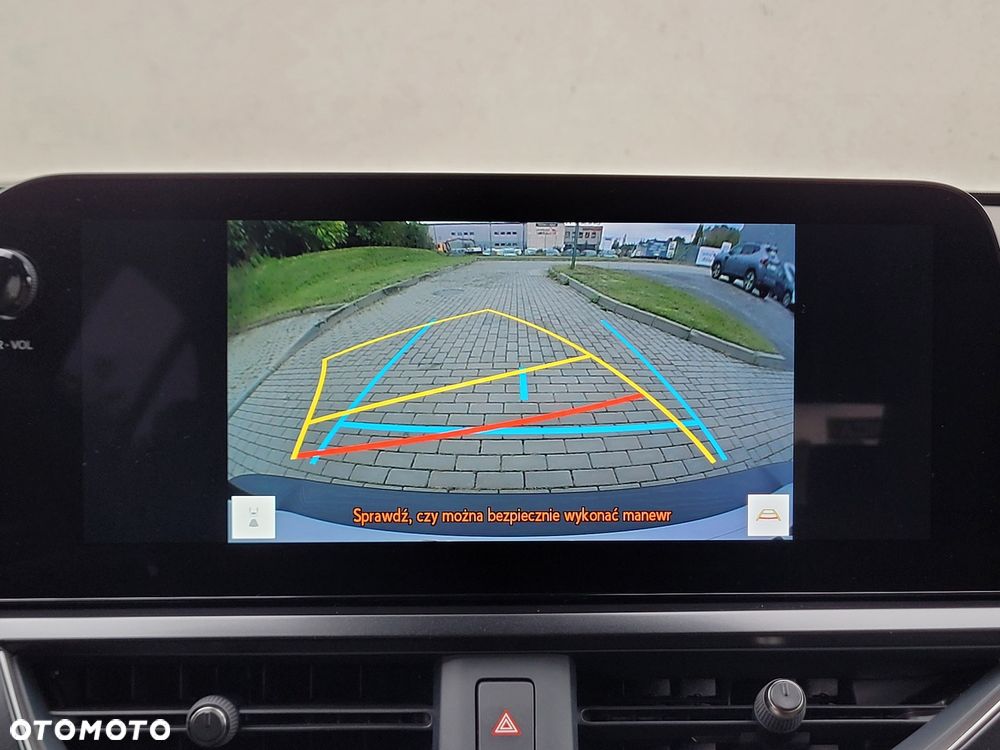 Lexus UX 300h F Sport Design - 21