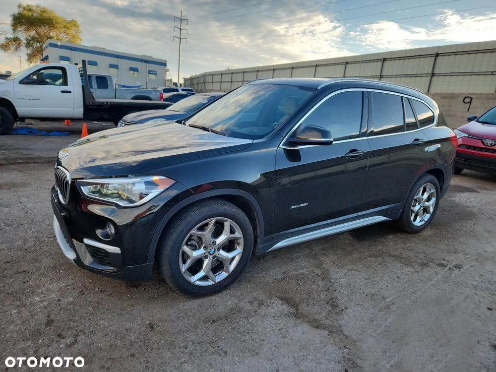 BMW X1 xDrive25i Advantage sport - 1
