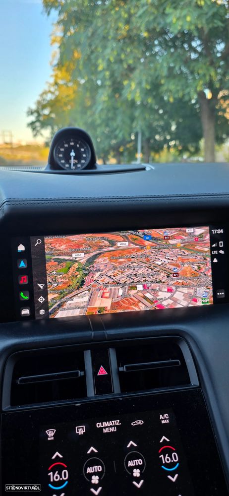 Porsche Taycan Cross Turismo 4 - 31