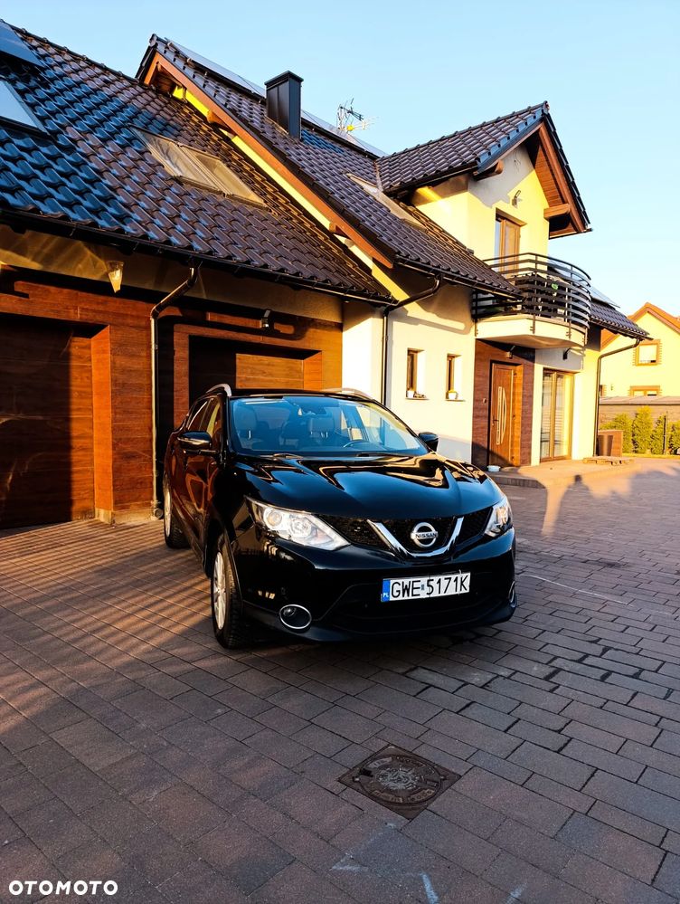 Nissan Qashqai 1.6 DIG-T N-Connecta - 1