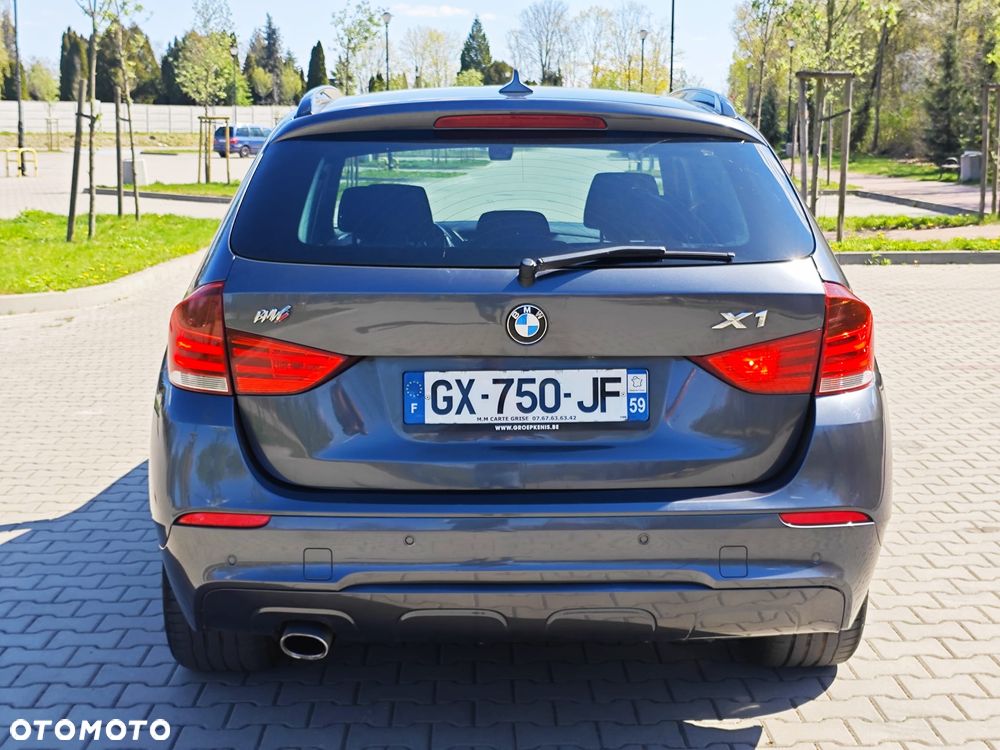 BMW X1 sDrive18d Sport Line - 13