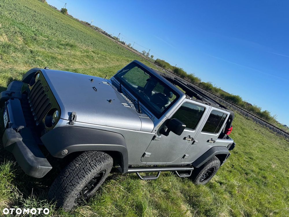 Jeep Wrangler - 8