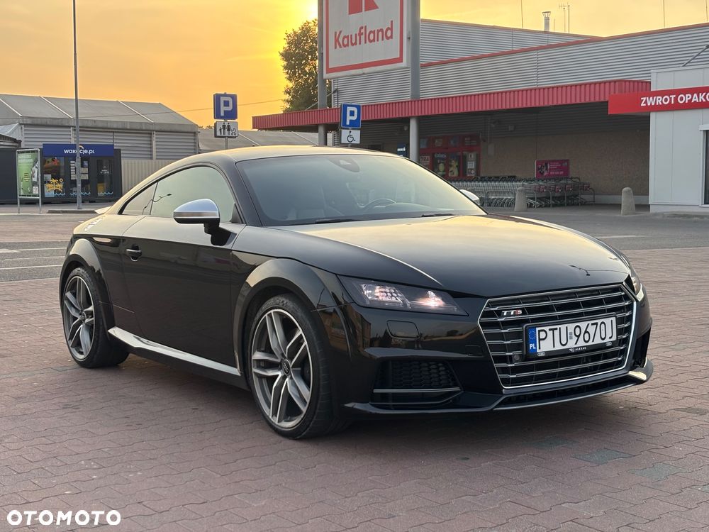 Audi TT S Coupé - 1