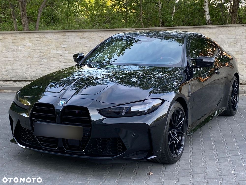 BMW M4 Competition - 4