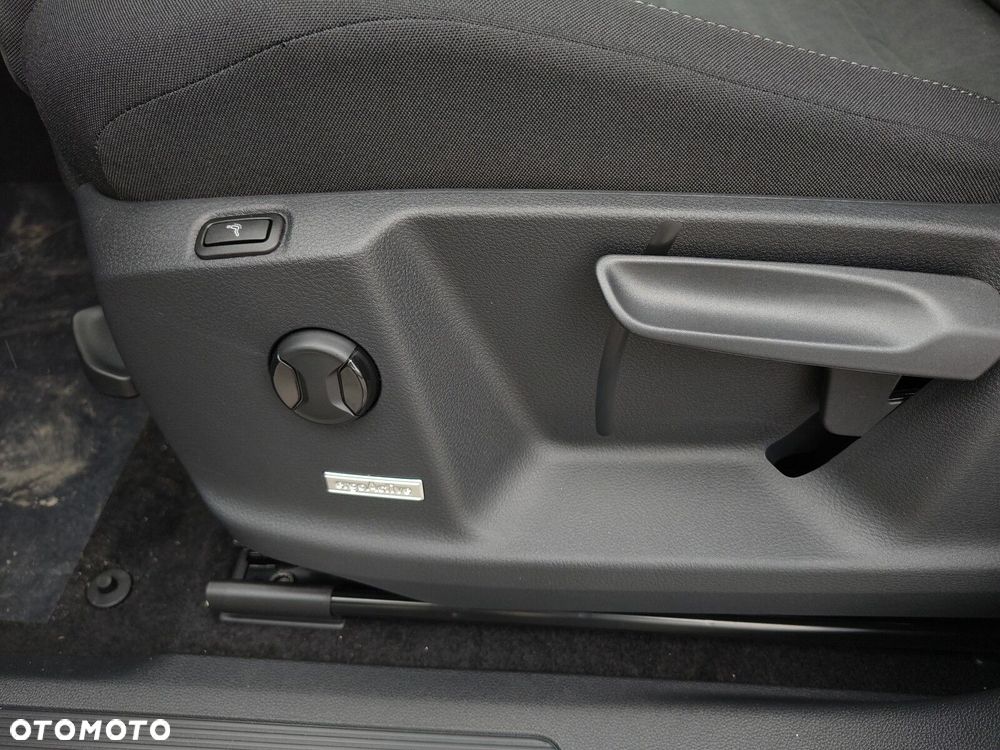 Volkswagen Touran 1.5 TSI EVO Comfortline Plus DSG - 19