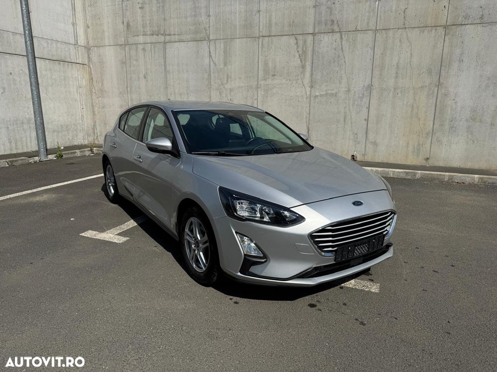 Ford Focus 1.0 EcoBoost Start-Stopp-System ACTIVE - 2