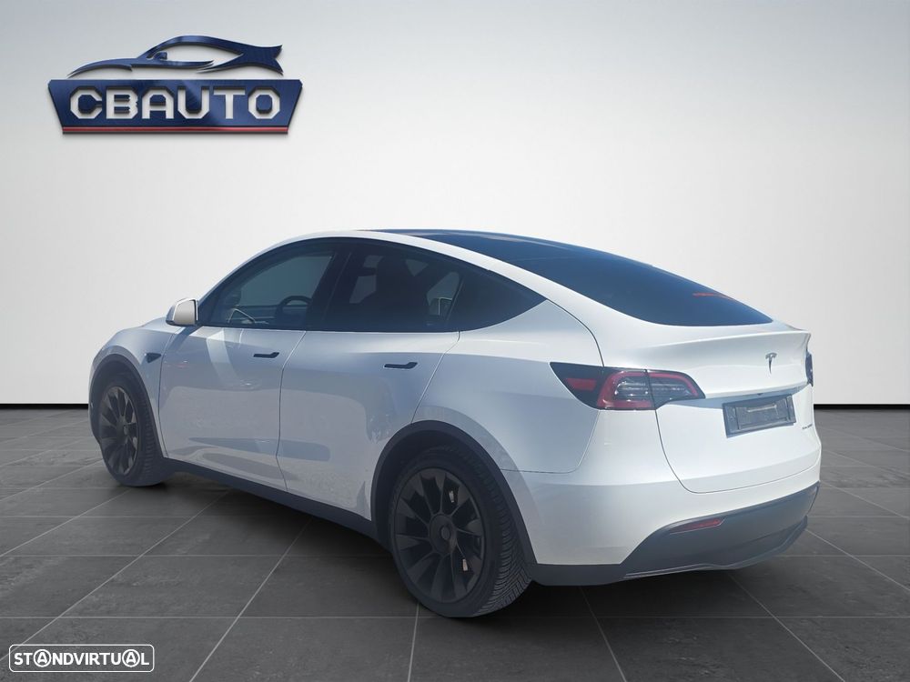 Tesla Model Y Premium Long Range Dual Motor AWD - 4