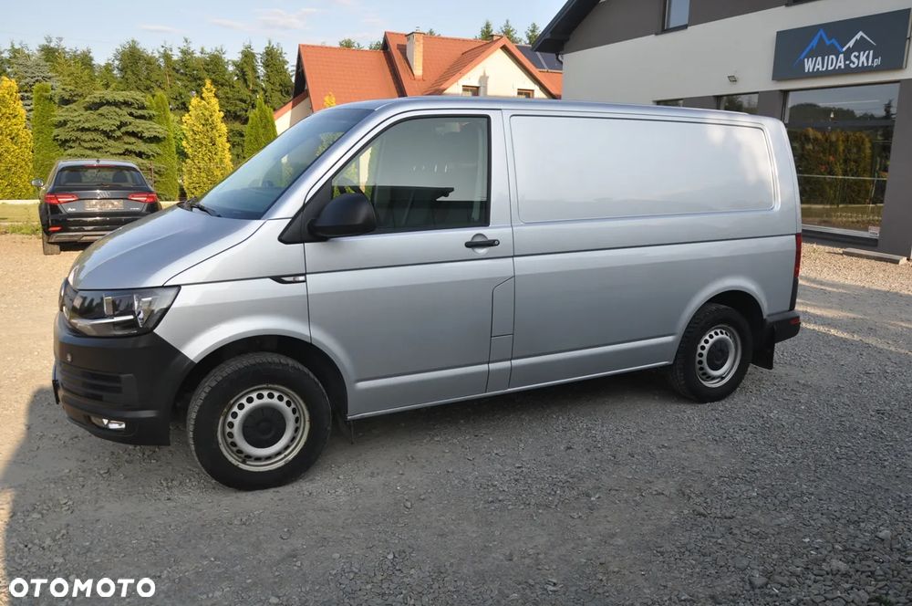 Volkswagen Transporter - 15