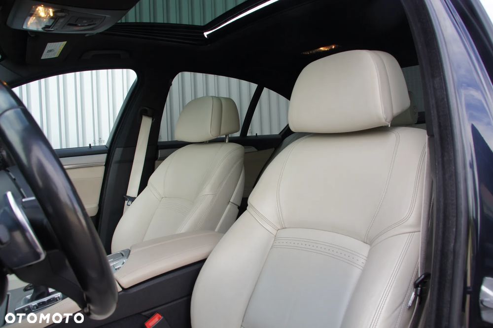 BMW Seria 5 535i xDrive - 9