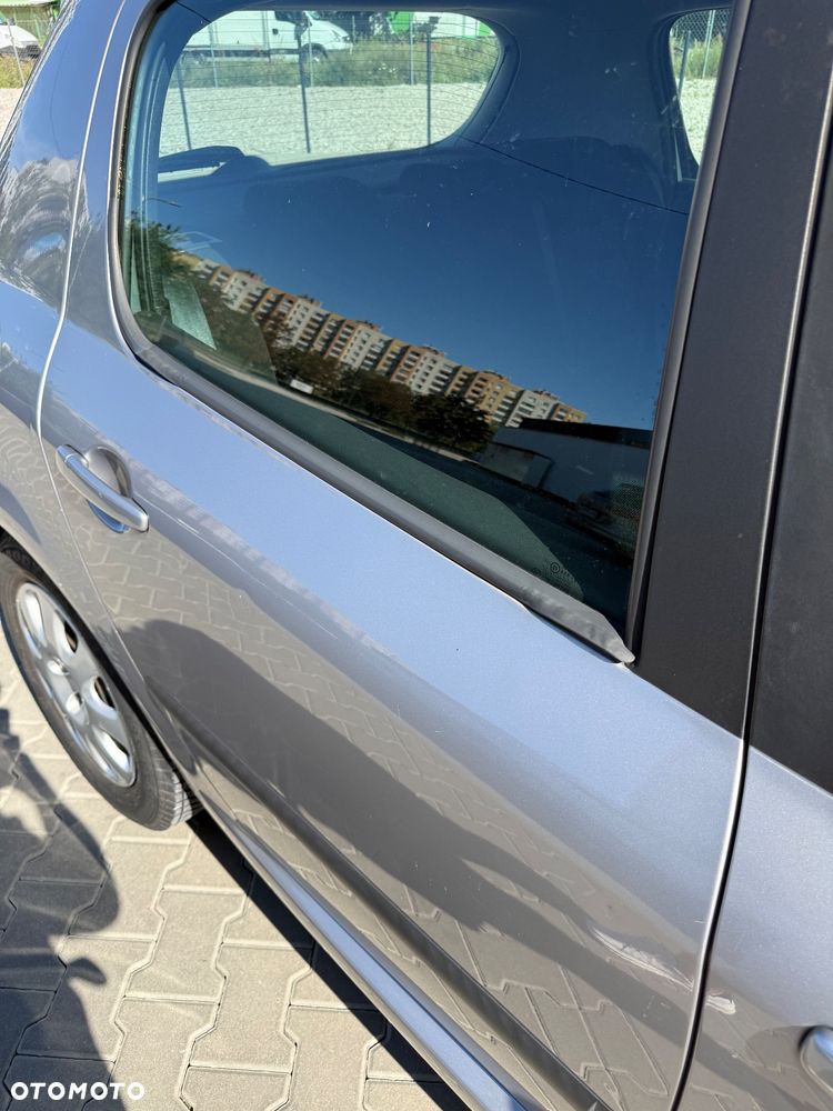Peugeot 307 110 Automatik Premium - 23