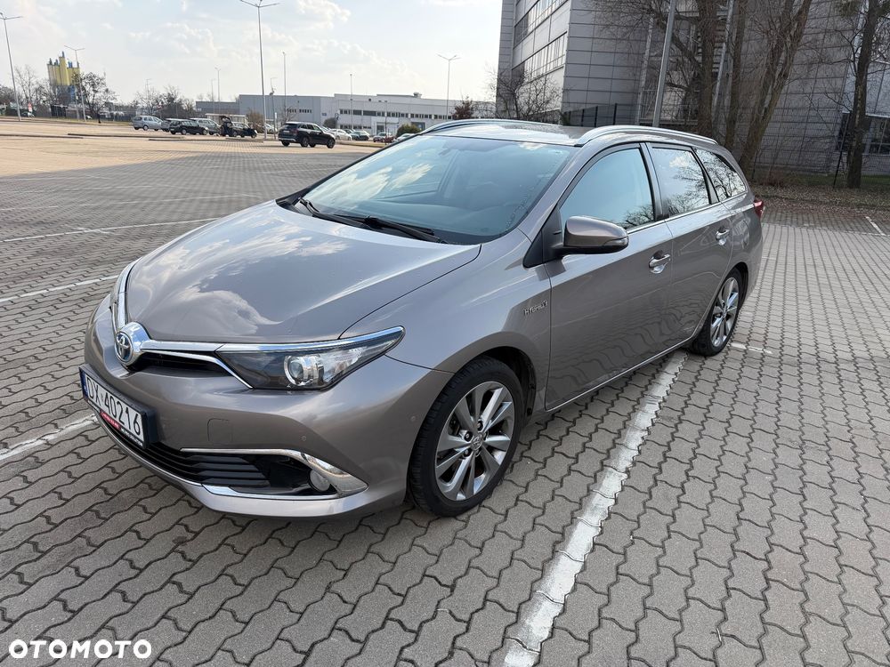 Toyota Auris 1.8 Executive - 7