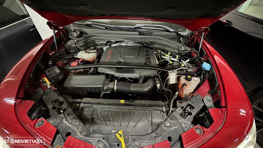 Alfa Romeo Stelvio 2.0 Turbo 16V AT8-Q4 Executive - 2