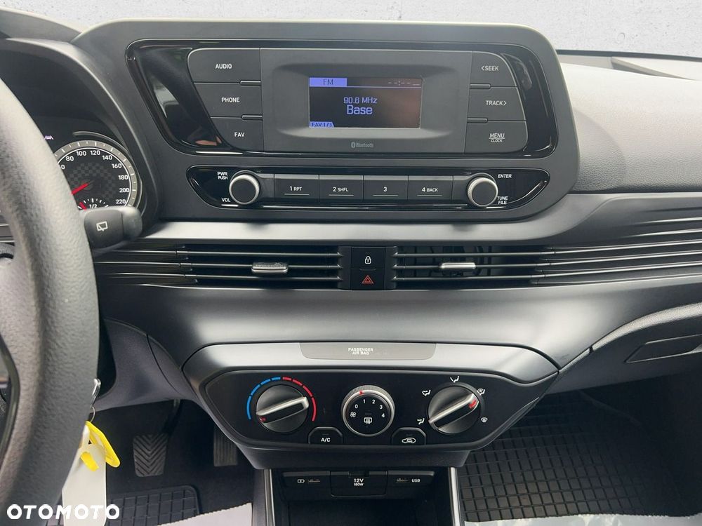 Hyundai i20 - 19
