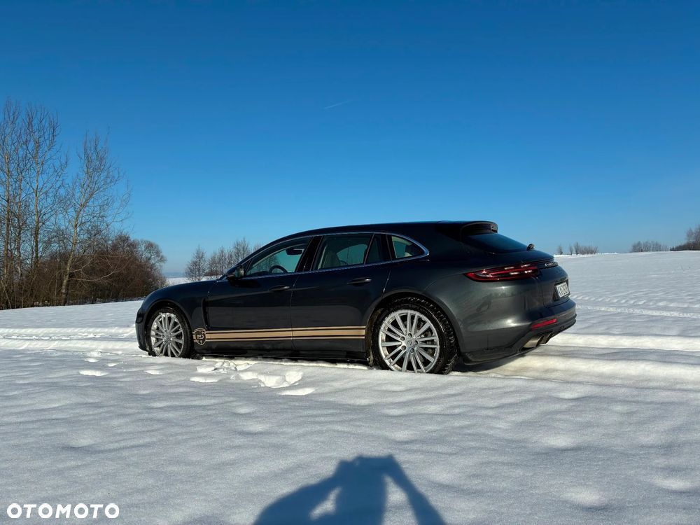 Porsche Panamera 4S - 4