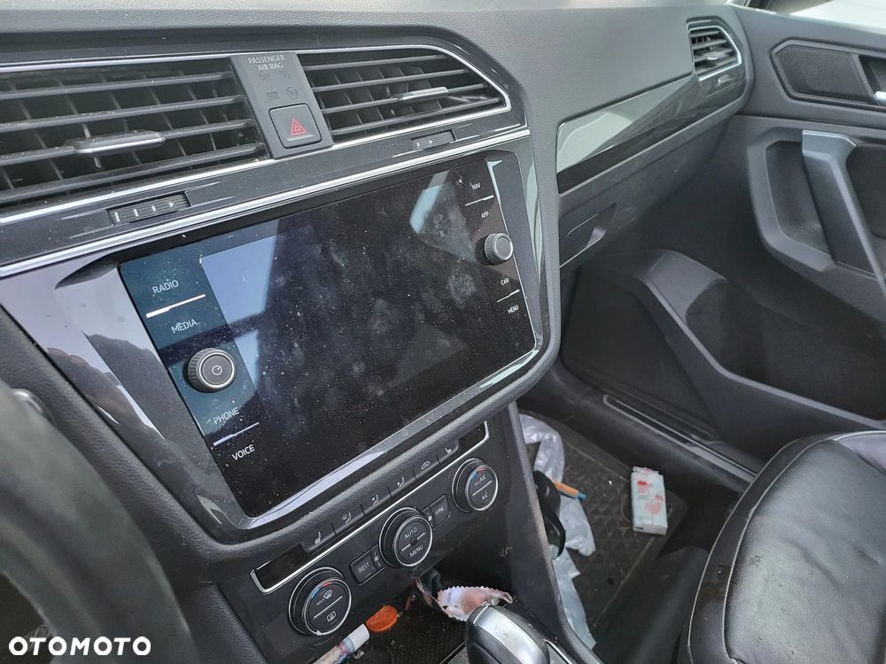 Volkswagen Tiguan 1.5 TSI OPF DSG R-Line - 16