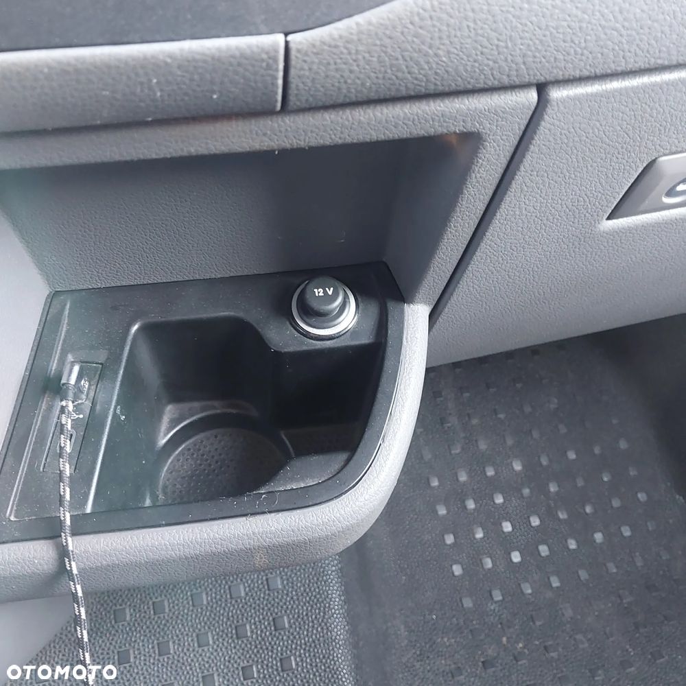 Volkswagen Transporter Kombi L2H1 4Motion DSG - 13