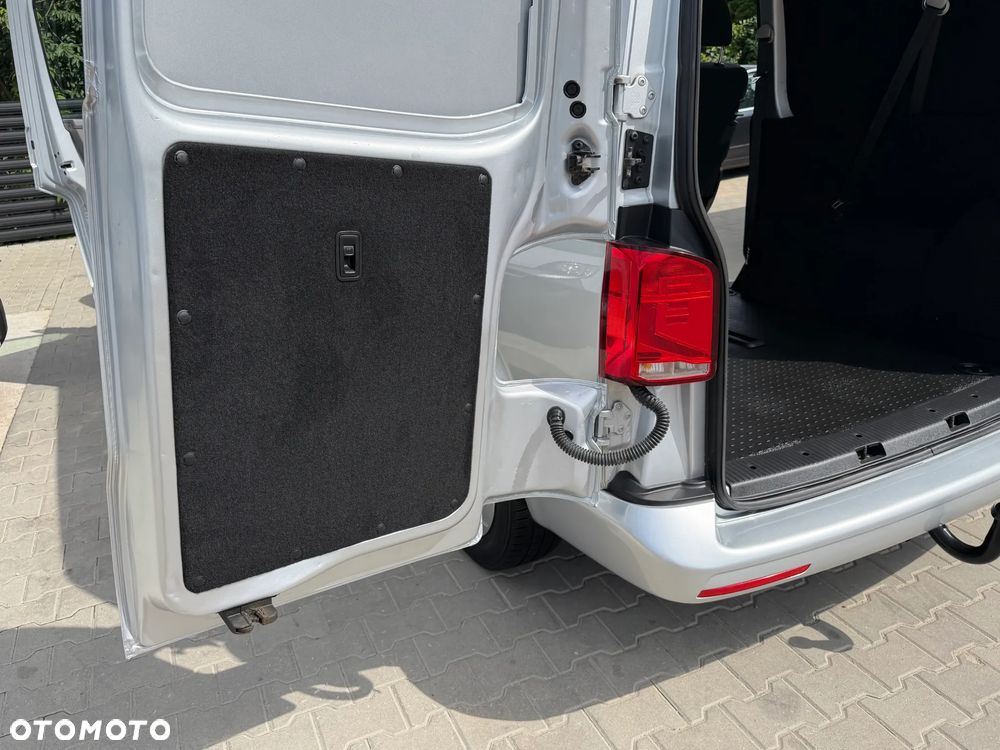 Volkswagen Transporter - 25