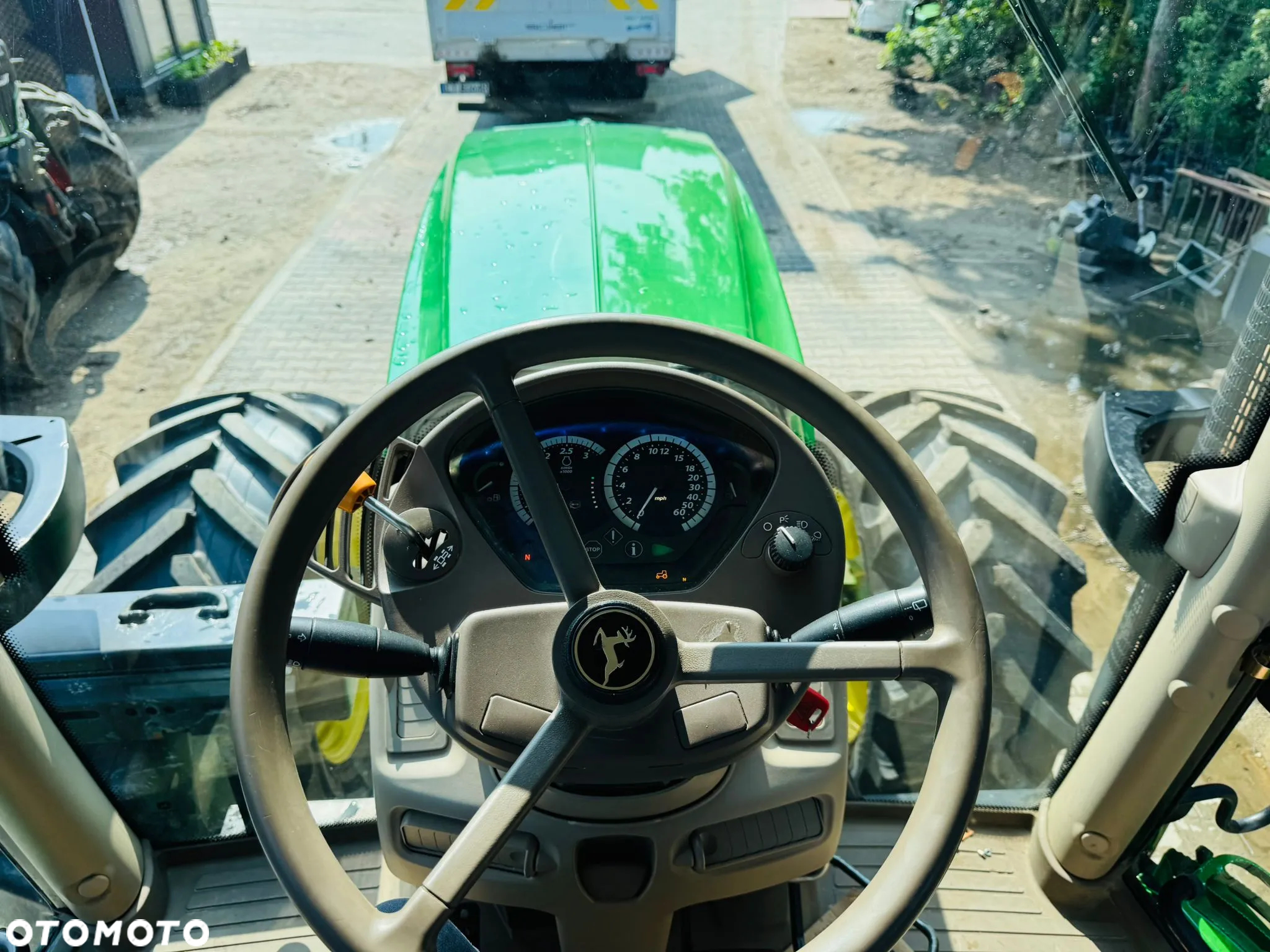 John Deere 6170R - 12