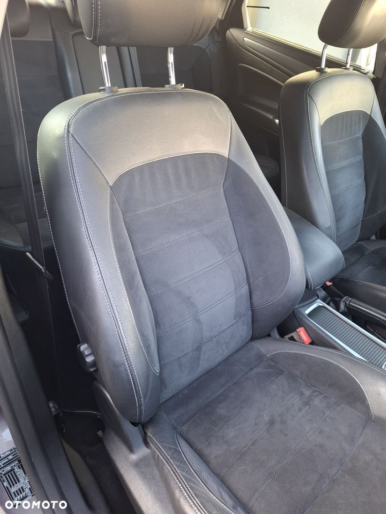 Ford Mondeo 1.6 TDCi Platinium X Plus (Titanium) - 4