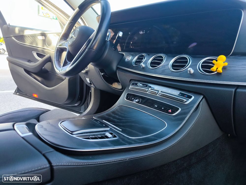 Mercedes-Benz E 300 de 4Matic 9G-TRONIC Avantgarde - 21