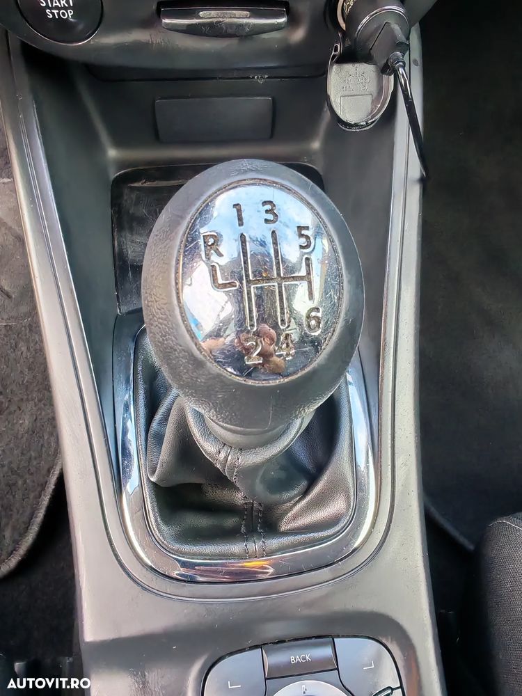 Renault Megane ENERGY dCi 110 Start & Stopp LIMITED - 26