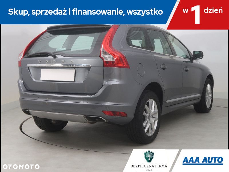 Volvo XC 60 - 6