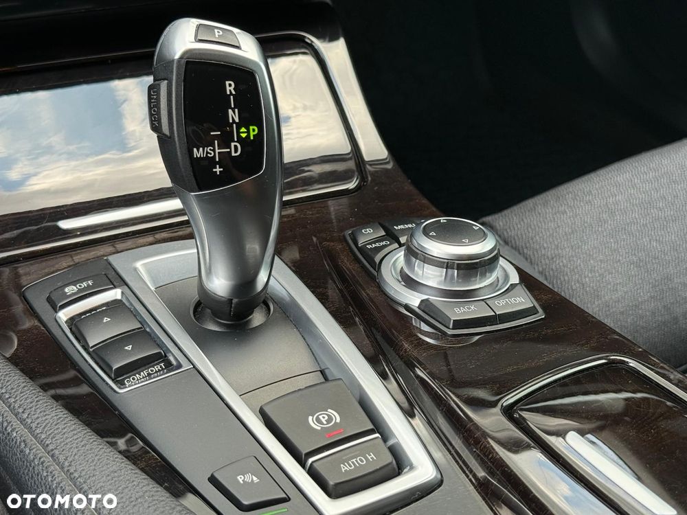 BMW Seria 5 520d - 35