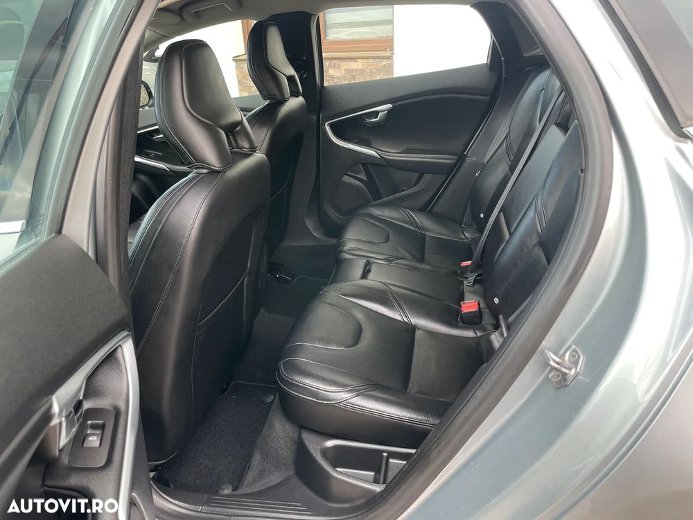 Volvo V40 - 14