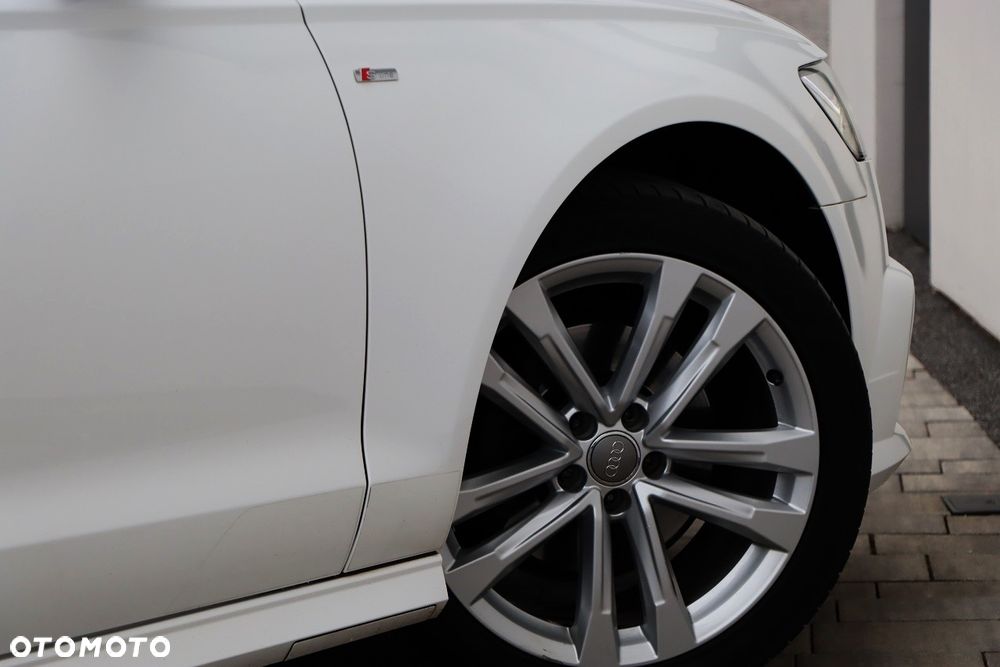 Audi A6 Avant - 17