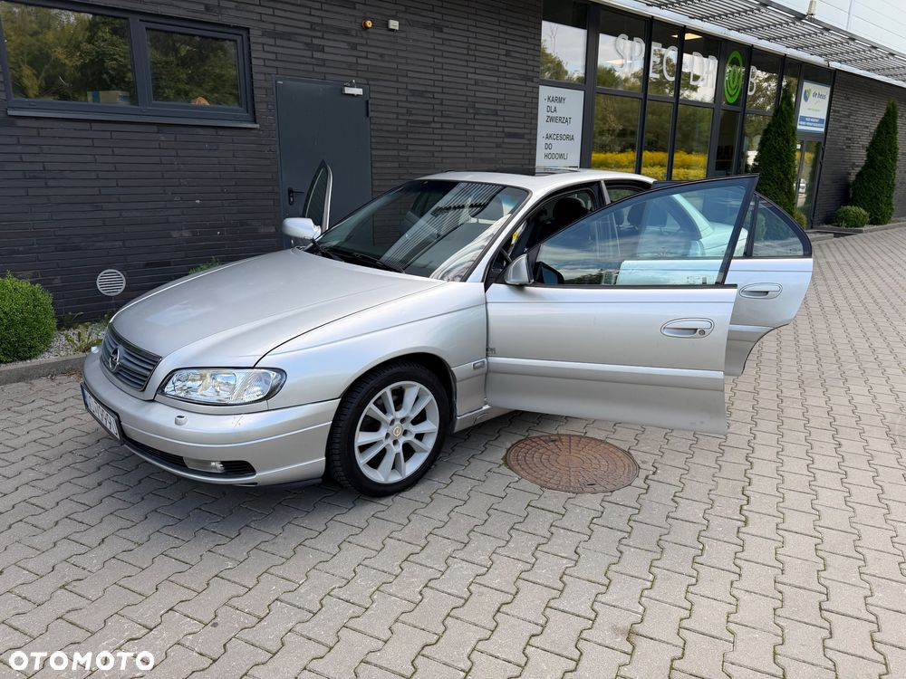 Opel Omega 2.2 Elegance - 7