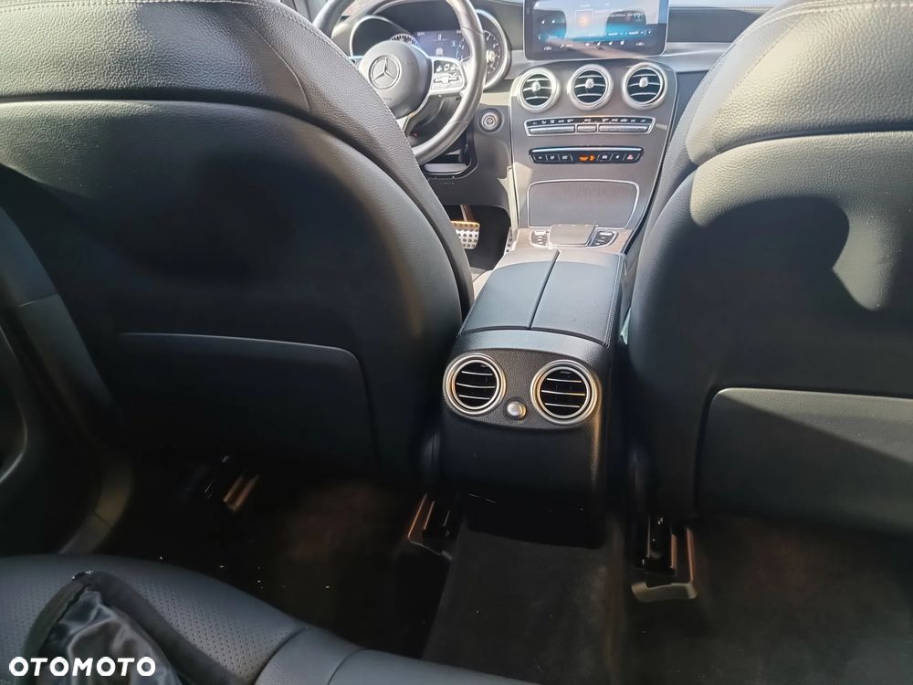 Mercedes-Benz GLC - 16