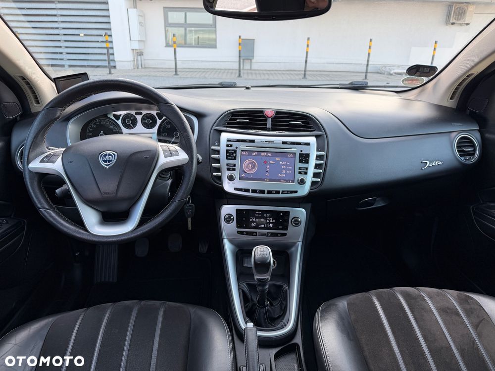 Lancia Delta - 18