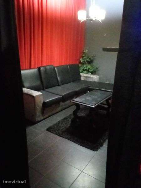 Vende se Bar com 280m2posdibilidade de alterar licença para habitação - Grande imagem: 3/8