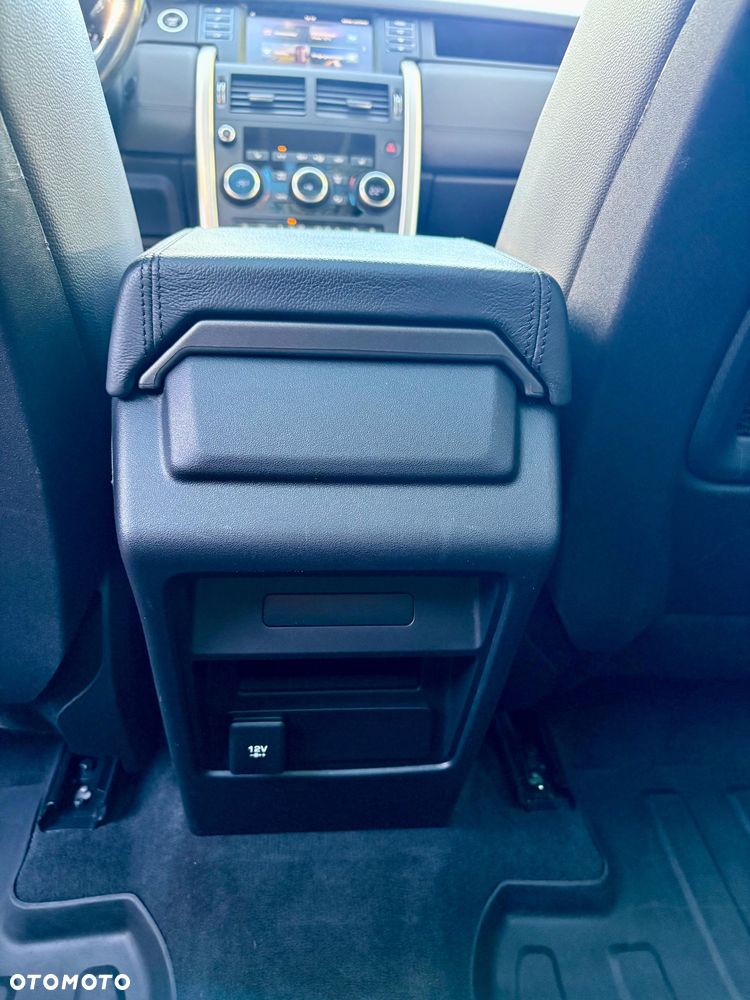 Land Rover Discovery Sport 2.0 Si4 HSE Luxury - 27