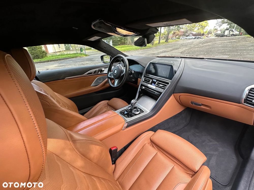 BMW Seria 8 - 9