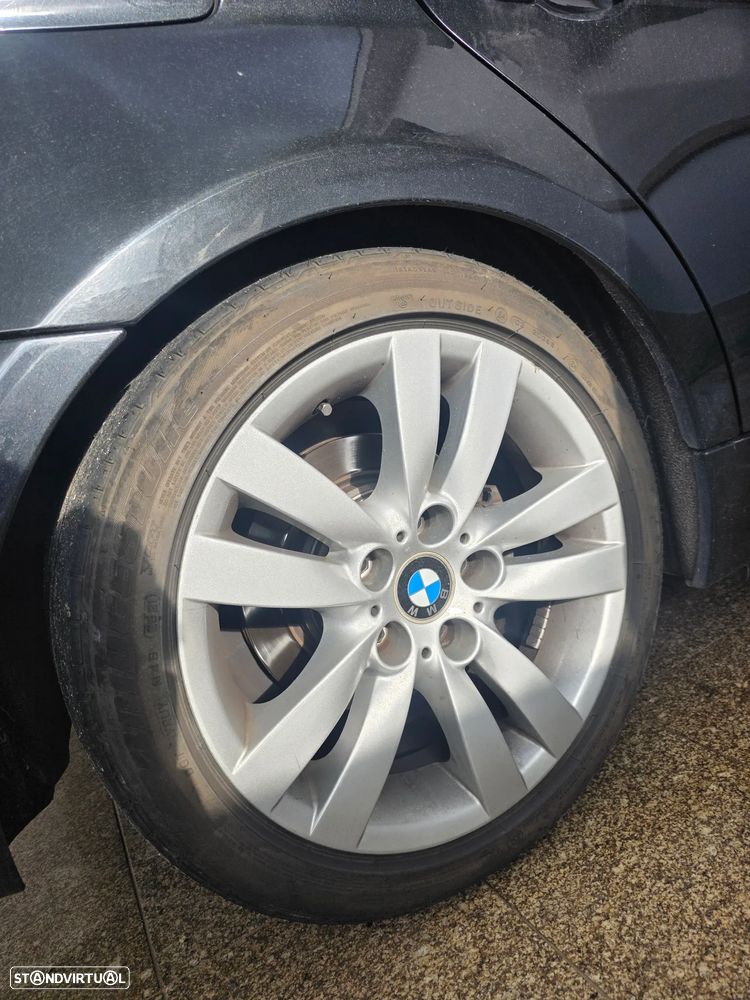 BMW 320 dA - 24