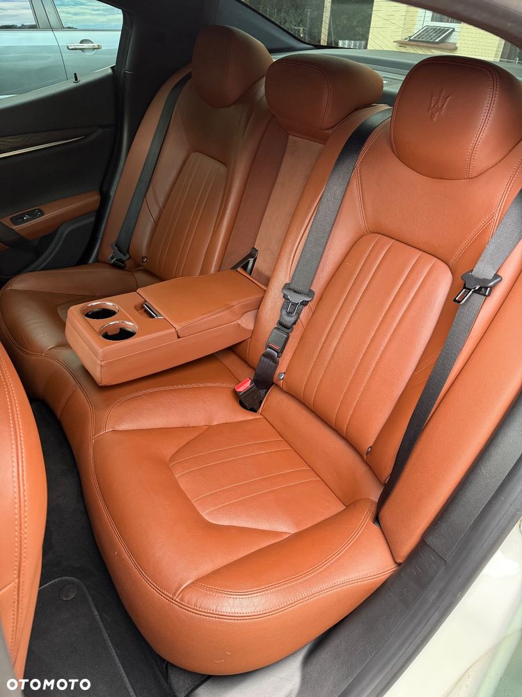 Maserati Ghibli S Q4 - 12