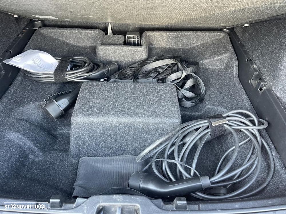 Volvo XC 40 T5 Recharge DKG RDesign - 23