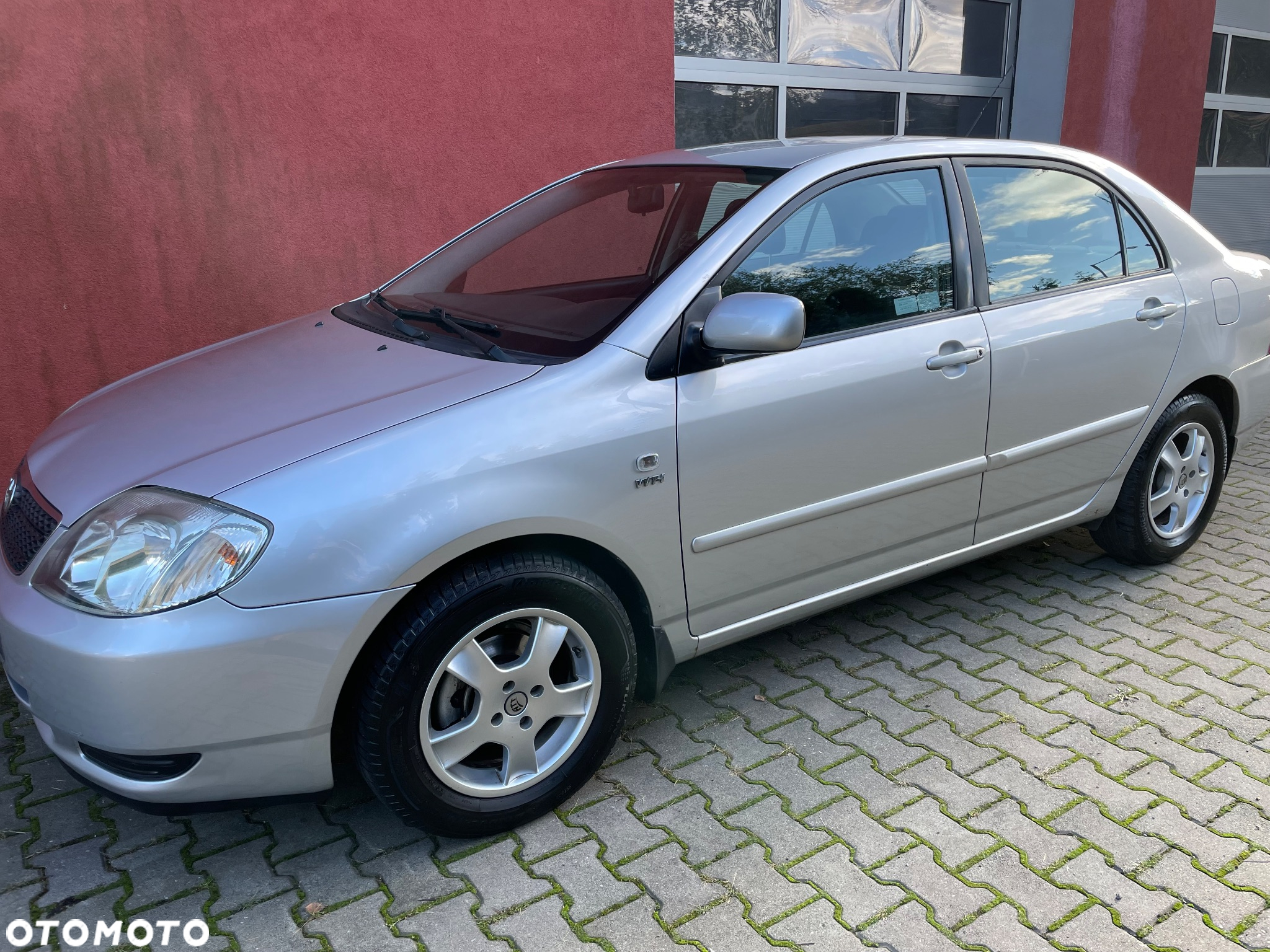 Toyota Corolla 1.6 VVT-i Sol - 12