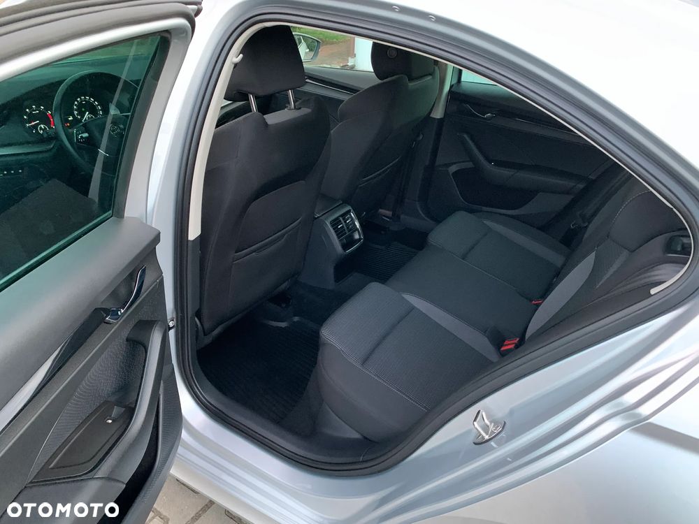 Skoda Octavia 1.5 TSI ACT Ambition - 15
