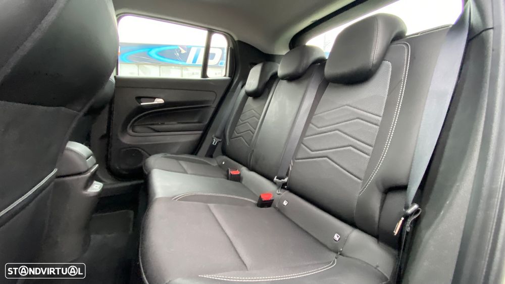 Jeep Avenger 1.2 GSE T3 Altitude - 23