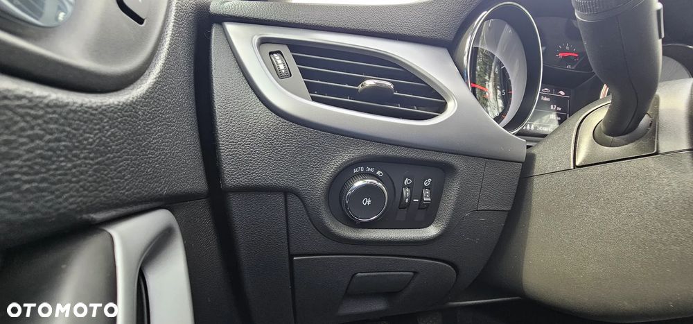 Opel Astra 1.6 CDTI Sport - 20