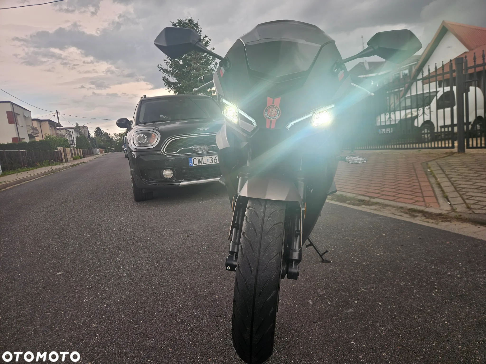 Motobi Inny - 3